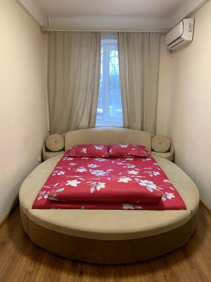 Apartments Печерск Kiev Dış mekan fotoğraf